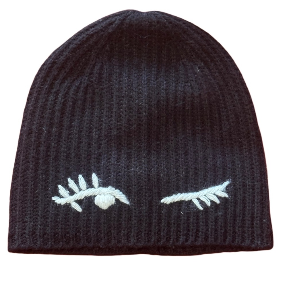 Kate Spade beanie black with white cozy cheeky